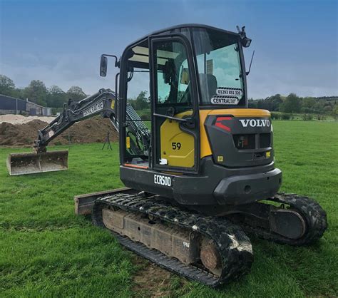 Mini Digger Hire in West Sussex 